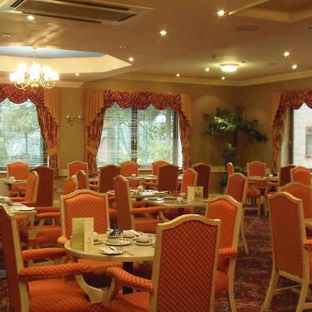 Lakeside Continental Hotel Camberley Buitenkant foto